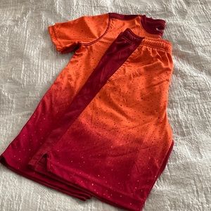 Old Navy Active outfit size XL (14-16)